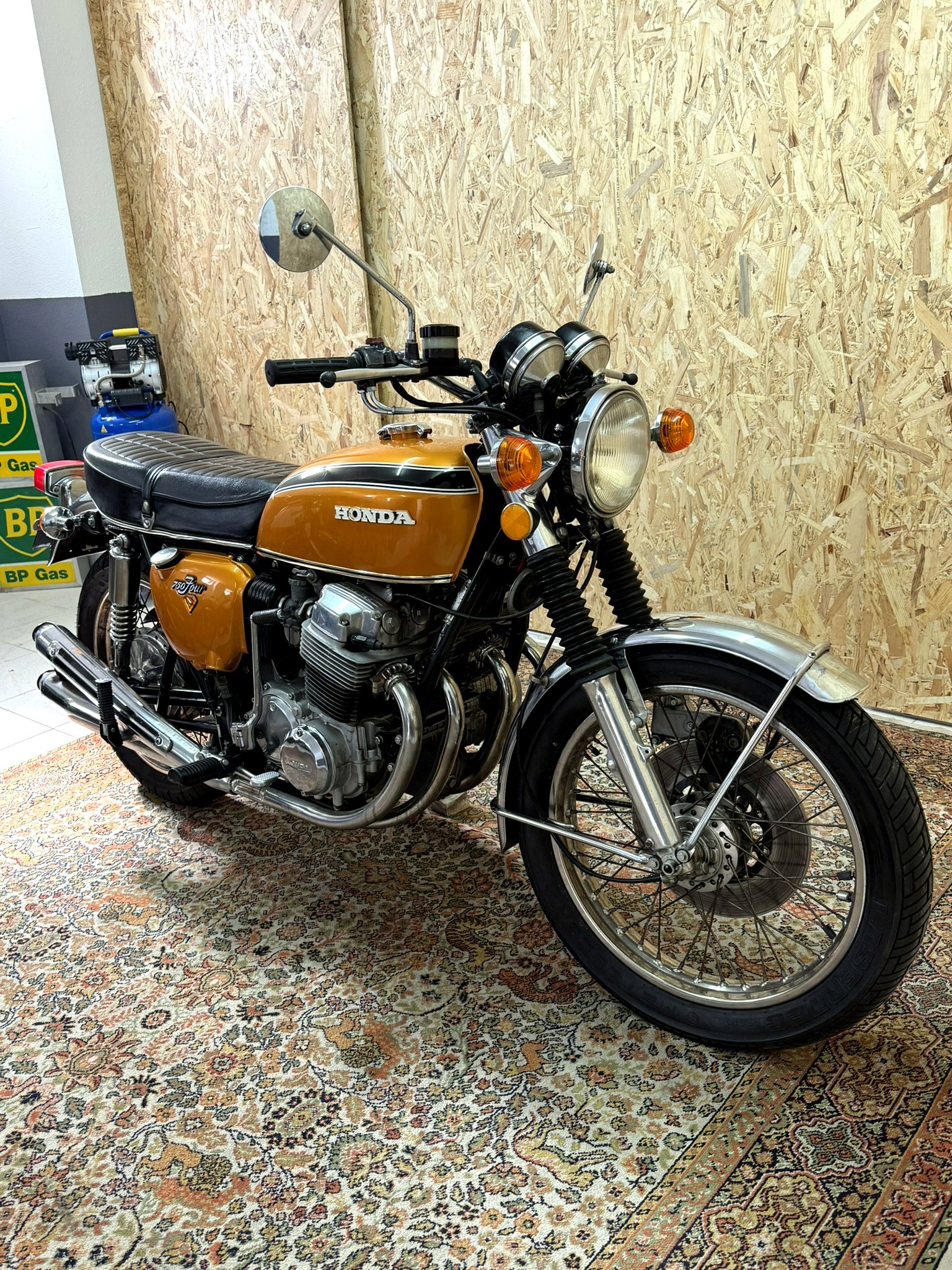 Honda CB750 Four K2 1972