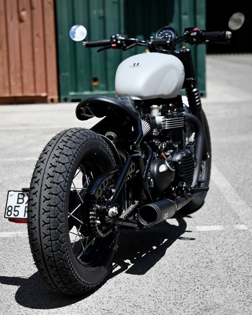 Triumph Bonneville Bobber custom Motone 11 Motorcycles