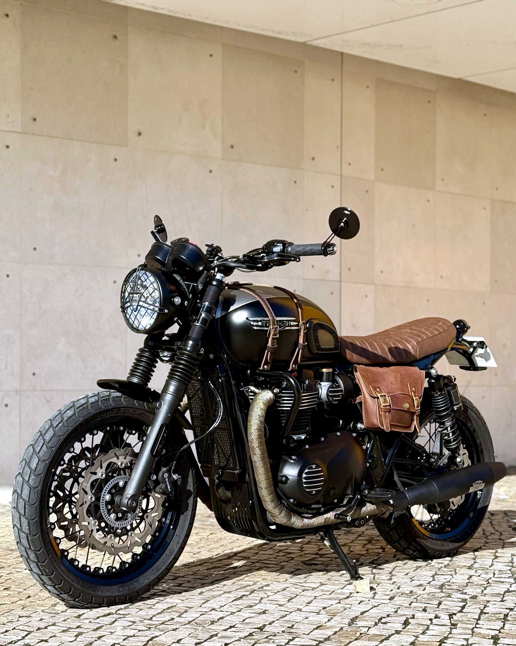 Triumph Bonneville T120 Scrambler custom 11 Motorcycles